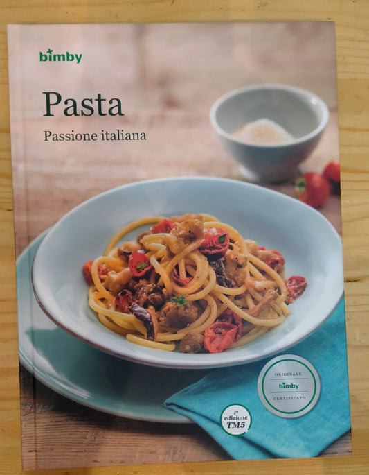 LIBRO RICETTE BIMBY TM 5 "PASTA" USATO MA IN OTTIME CONDIZIONI