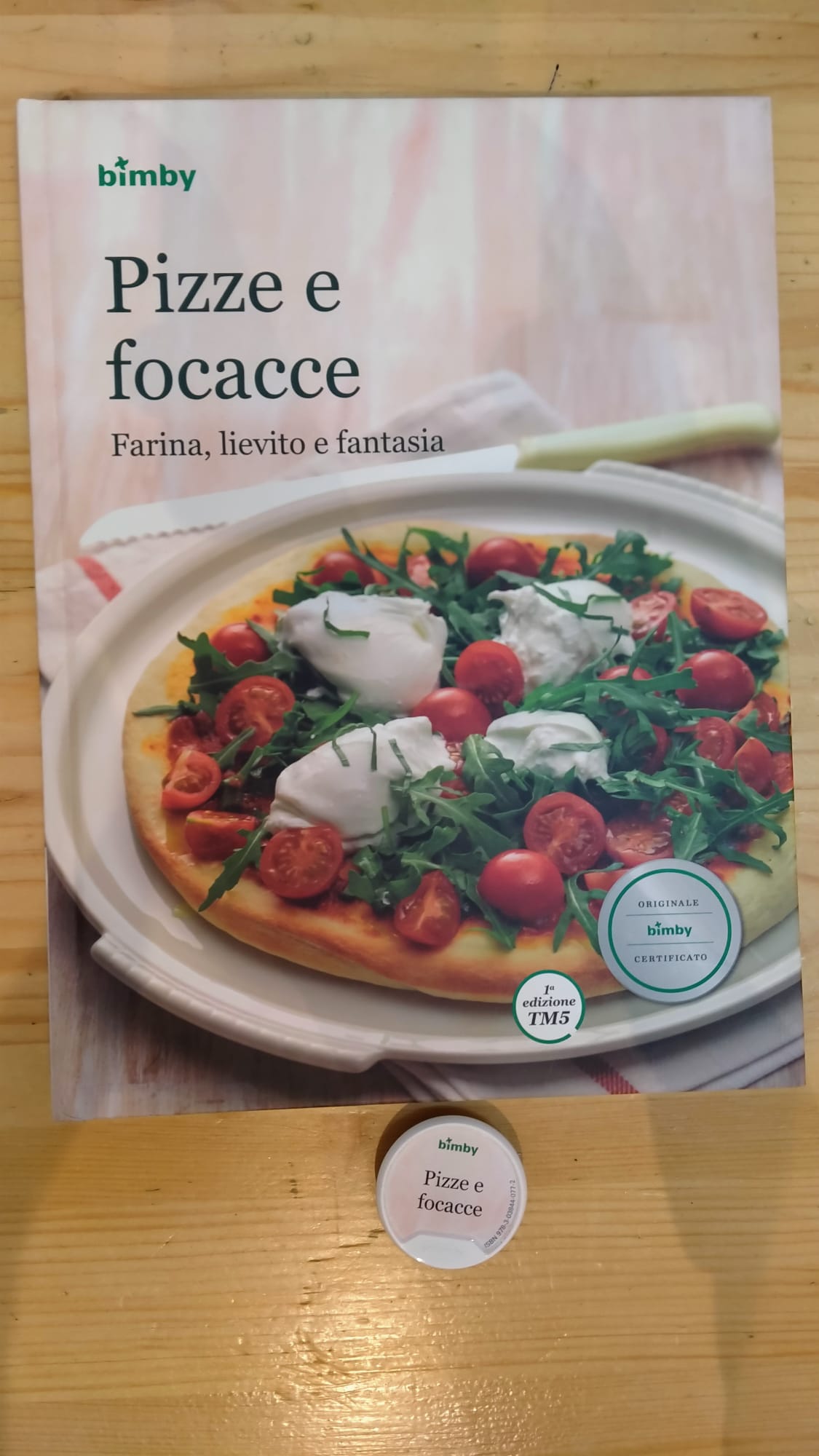 LIBRO RICETTE + BIMBY STICK PER TM 5 "PIZZE E FOCACCE" USATO MA IN OTTIME CONDIZIONI